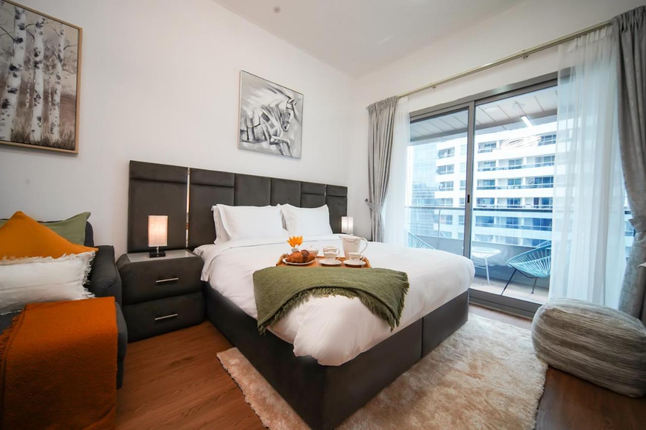 Luxury Studio Apartment Close To Jbr Beach&Yacht Club&Metro-Available Airport Shuttle Dubai Bagian luar foto
